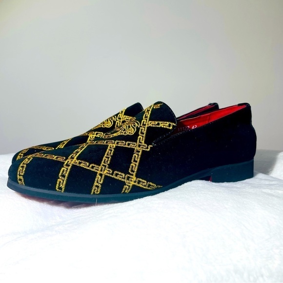 Cabuncci Chain Link Loafers - Picture 1 of 10